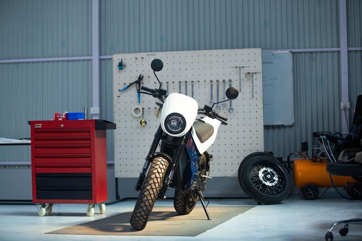 यात्री मोटरसाइकल